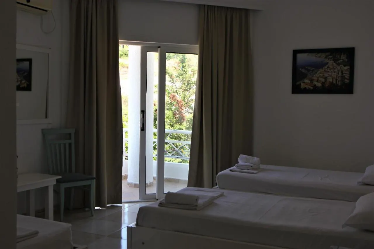 Saranda Hotel  Σαράντα