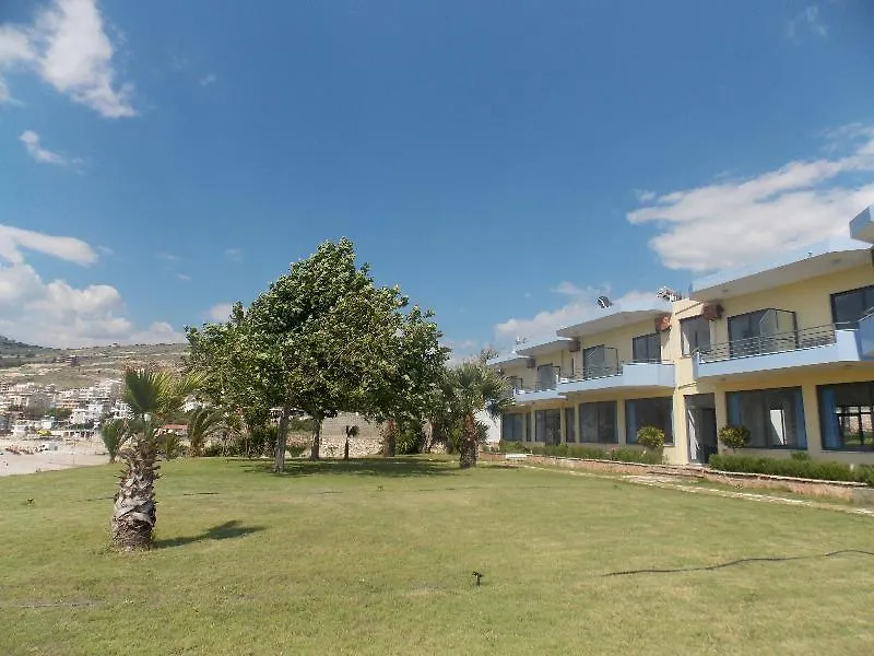 Saranda Hotel 3*, Σαράντα