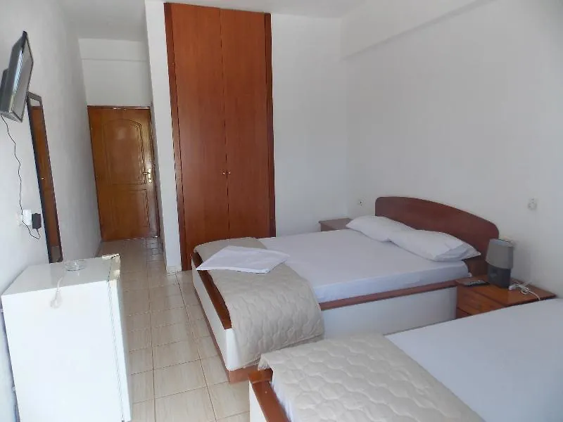 Saranda Hotel