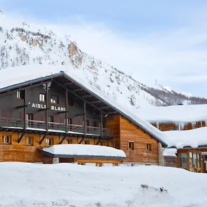 village-vacances-de-val-disere.hotels-rhonealpes.com/