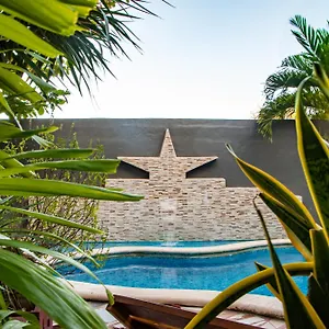 casa-colonial-tulum.quintano-roohotels.com/